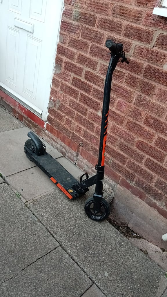 Electric eco Schwinn scooter
