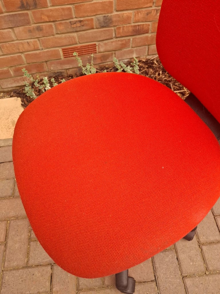 Red office swivel chair 