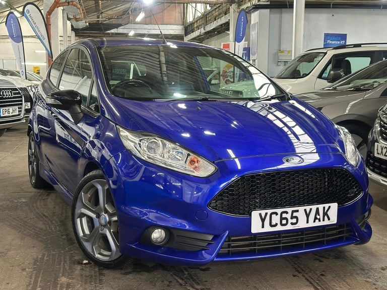 image for 2015 Ford Fiesta 1.6T EcoBoost ST-2 Hatchback 3dr Petrol Manual Euro 6 (182 ps) HATCHBACK Petrol ...