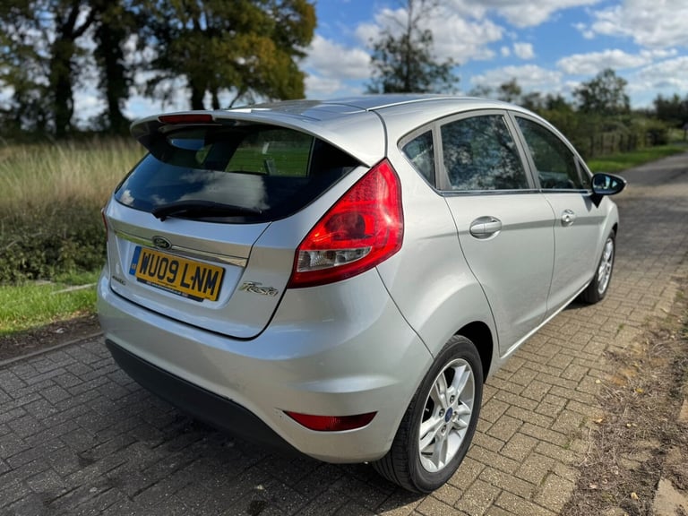 2009 Ford Fiesta 2009 Ford Fiesta 1.4 petrol | 5 spd manual 5dr HATCHBACK Petrol Manual - Image 17