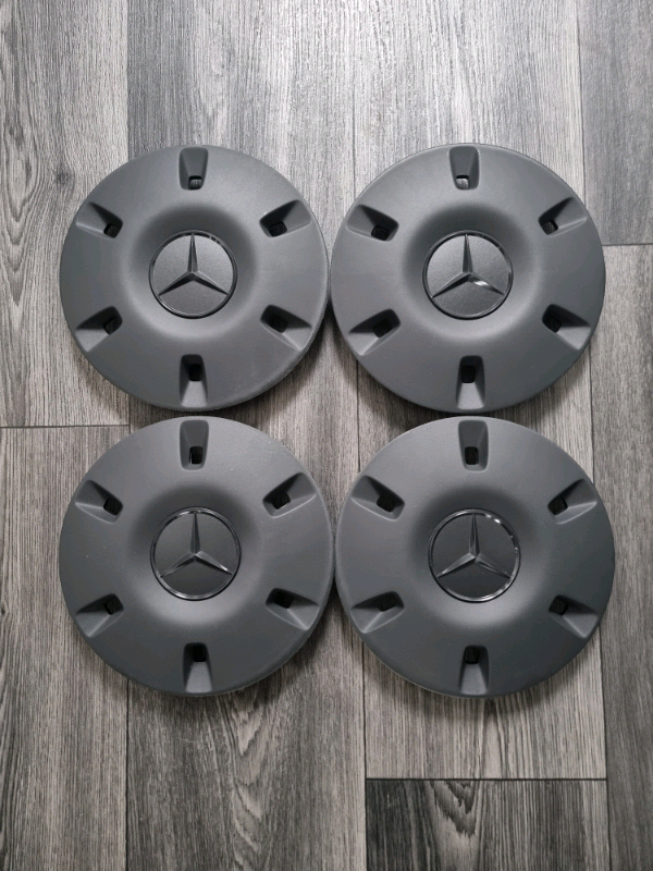 image for Mercedes Sprinter Hub Cap