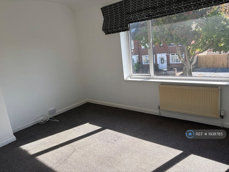 3 bedroom house in Harold Avenue, Westgate-On-Sea, CT8 (3 bed) (#1938785)