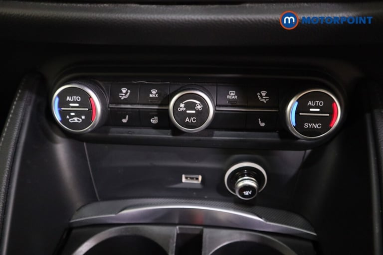 2020 Alfa Romeo Stelvio 2.2 D 210 Veloce 5dr Auto ESTATE DIESEL Automatic