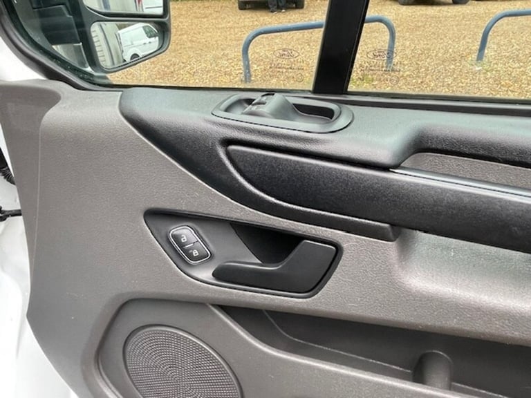 2018 Ford Transit Custom 2.0 TDCi 105ps Low Roof Van PANEL VAN DIESEL Manual