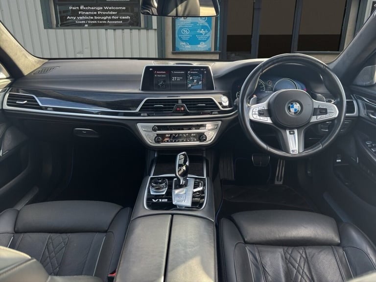 2018 BMW 7 Series M760L 6.6 Twin Turbo V12 Limousine XDrive Euro 6 (610 ps) Saloon Petrol Automatic