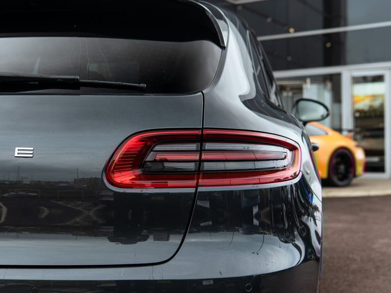 2017 Porsche Macan 3.0 TD V6 S SUV 5dr Diesel PDK 4WD Euro 6 (s/s) (258 ps)