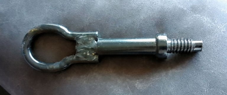 image for TOWING EYE HOOK FOR  FORD FOCUS MK3/FORD FIESTA MK7 ETC (BRAND NEW/UNUSED 
