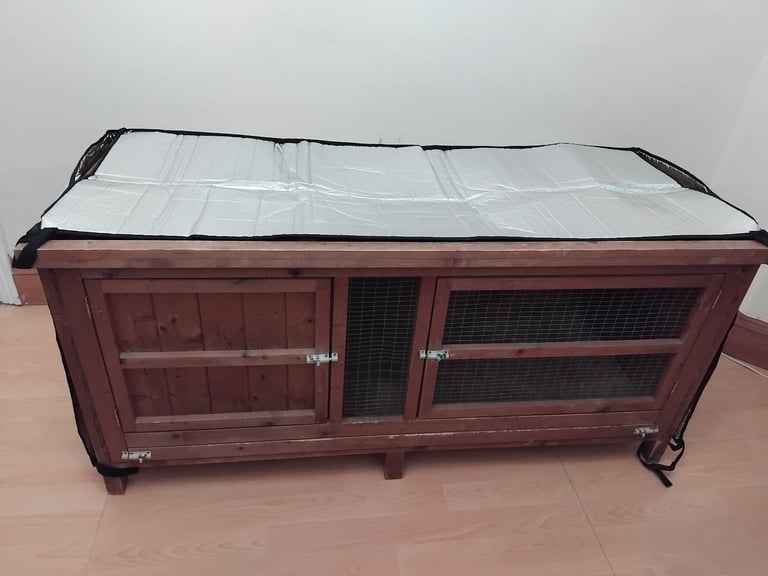 Rabbit outdoor hutch 