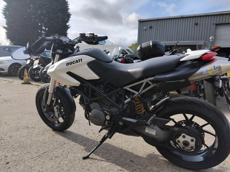 2011 11 DUCATI HYPERMOTARD 796 WHITE NEW MOT HYPER MOTARD SUPERMOTO MOTO