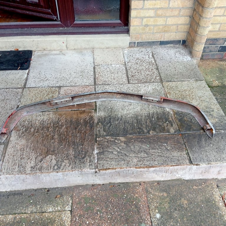 TRIUMPH SPITFIRE FRONT BUMPER