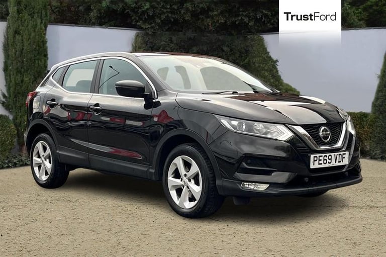 image for 2019 Nissan Qashqai 1.3 DiG-T Acenta Premium 5dr HATCHBACK PETROL Manual