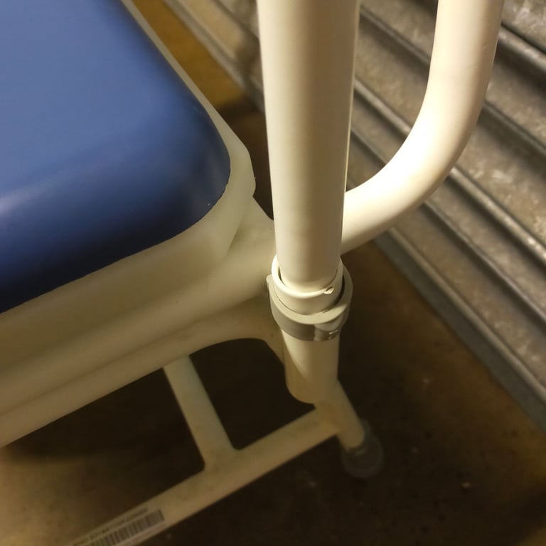 Large commode toilet chair 