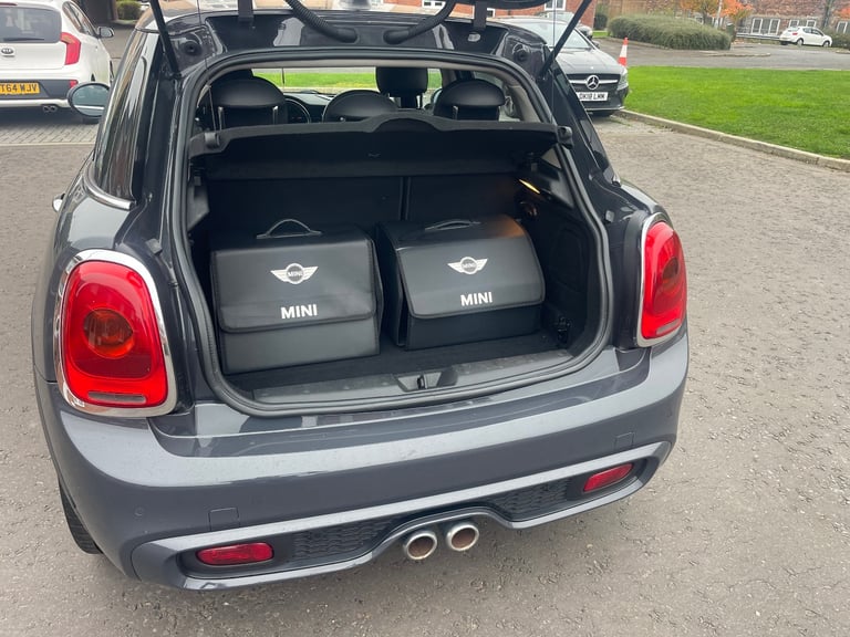 Mini, HATCHBACK, Hatchback, 2015, Manual, 1995 (cc), 5 doors
