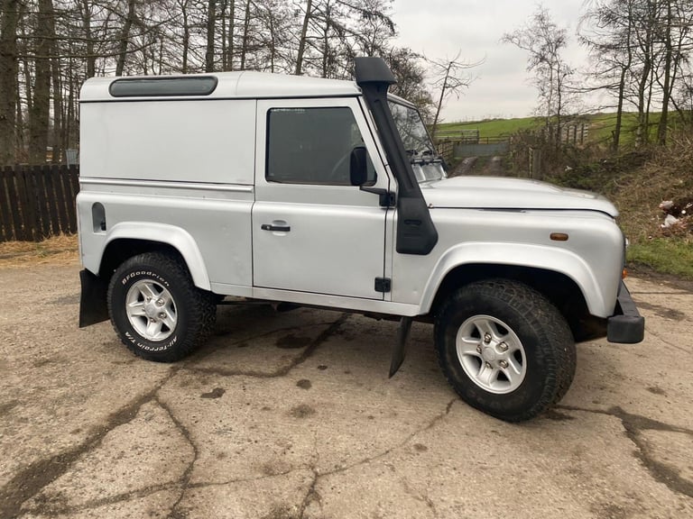 2008 Land Rover Defender 90 2.4 TDCi County Hard Top SUV 4WD SWB Euro 4 3dr PANEL VAN Diesel Manual