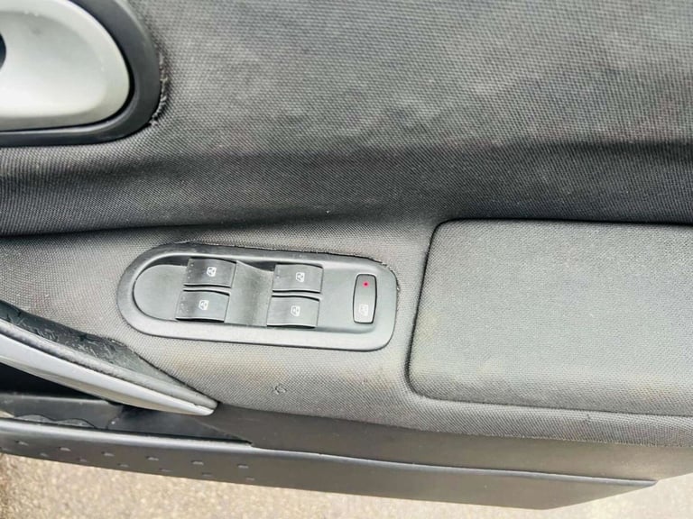 2008 Renault Megane 1.9 dCi FAP Dynamique S Estate 5dr Diesel Manual (154 g/km, 130 bhp) Estate D...