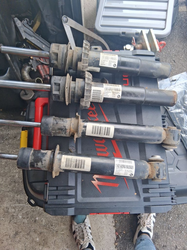 Bmw i3 shocks