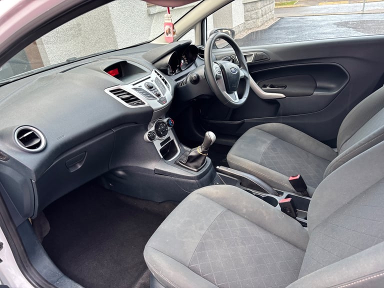 Ford, FIESTA, Hatchback, 2012, Manual, 1242 (cc), 3 doors