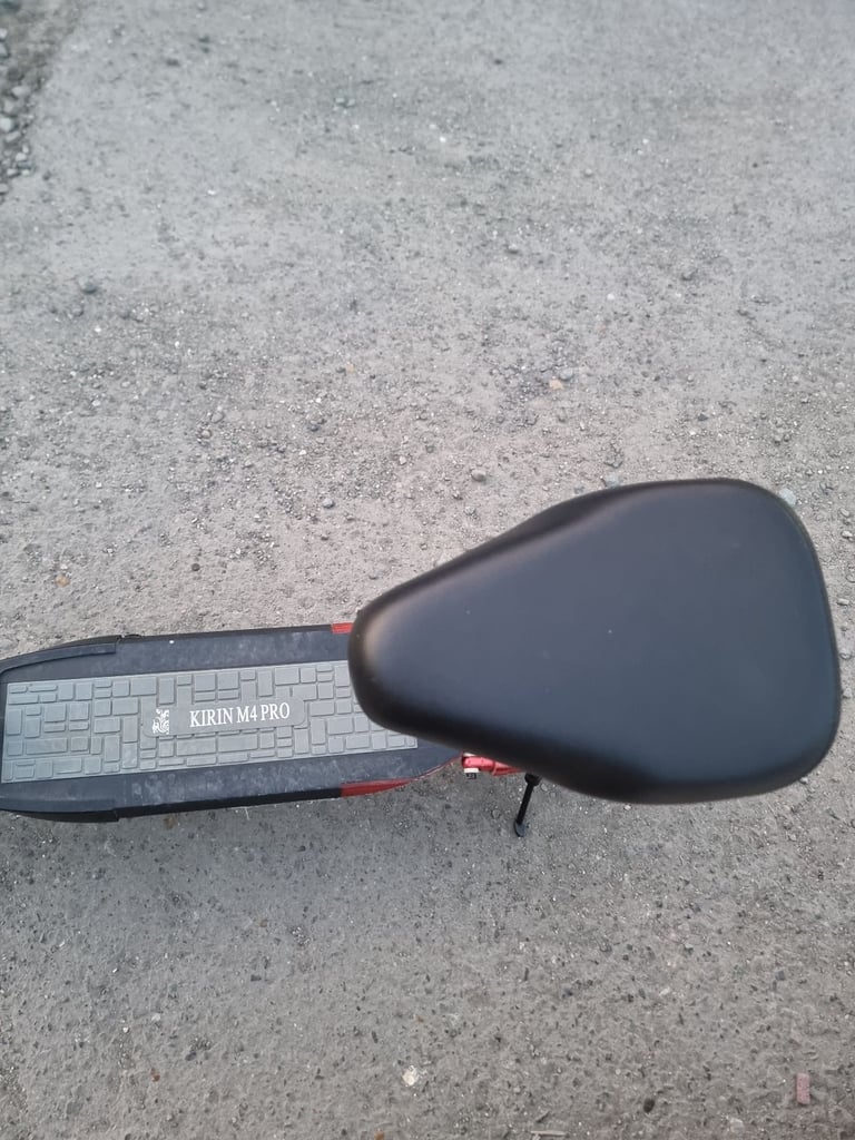 Kukurin kugoo electric scooter