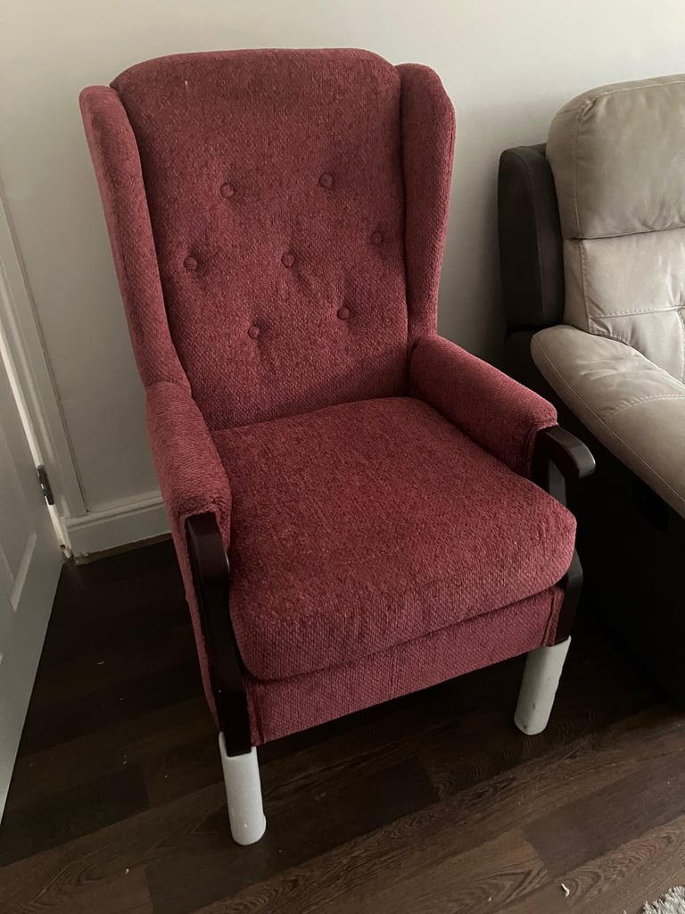 Comfy arm chair for sale