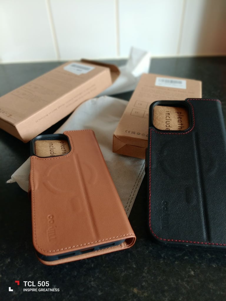 image for Tiliyoo leather wallet 