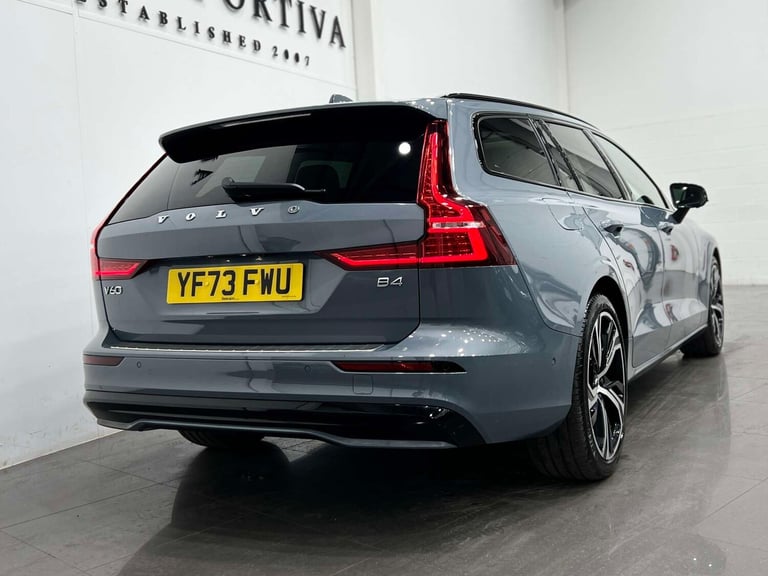 2023 Volvo V60 2.0 V60 Ultimate B4 MHEV Auto 5dr Estate Hybrid Automatic