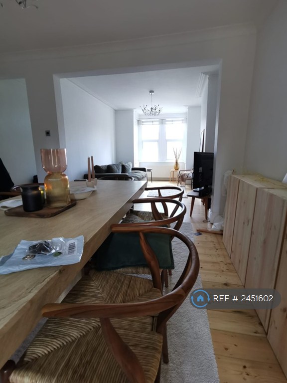 3 bedroom house in Capstone Road, Kent, ME5 (3 bed) (#2451602)