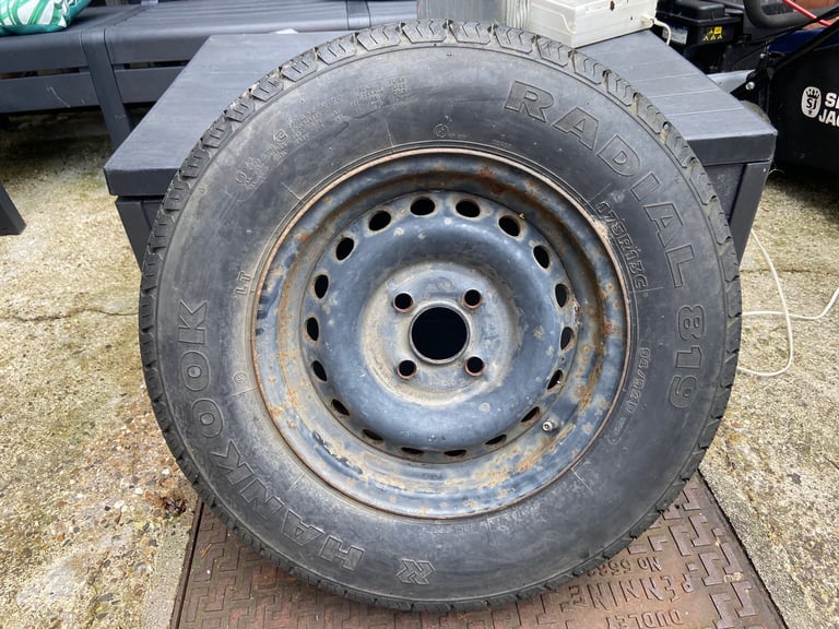 Heavy duty Caravan Wheel and Tyre