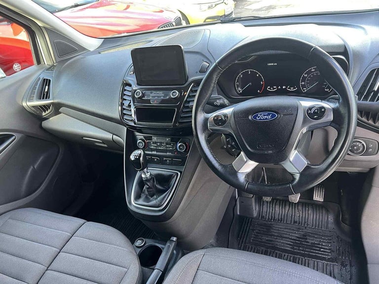 FORD TRANSIT CONNECT 1.5 200 EcoBlue Limited White Manual Diesel 2018