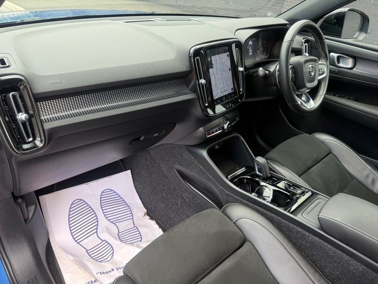 2020 Volvo XC40 2.0 T4 R DESIGN Pro 5dr Geartronic ESTATE Petrol Automatic