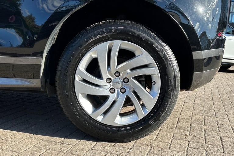 2020 Land Rover Range Rover Evoque 2.0 D150 R-Dynamic S 5dr ESTATE Diesel Manual
