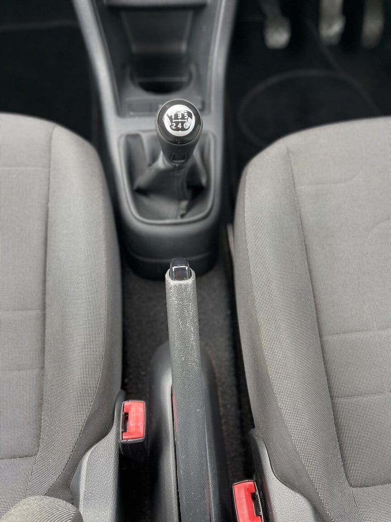 VOLKSWAGEN UP 1.0 Move up! 2016