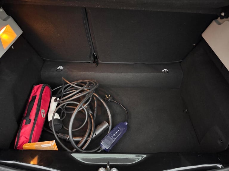 2020 Renault Zoe Hatchback (2019 - ) Hatchback Electric Automatic