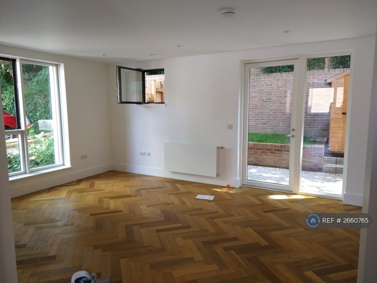 3 bedroom house in Ravensdale Gardens, London, SE19 (3 bed) (#2660765)
