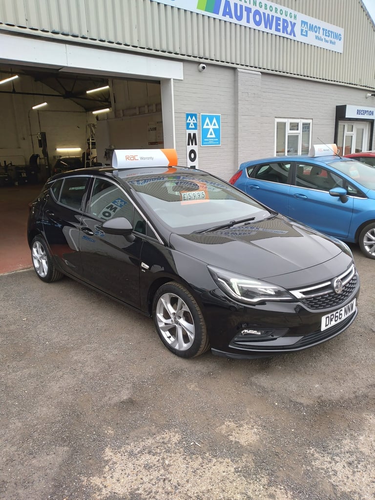 image for 2017 Vauxhall Astra 1.4T 16V 150 SRi Nav 5dr HATCHBACK Petrol Manual