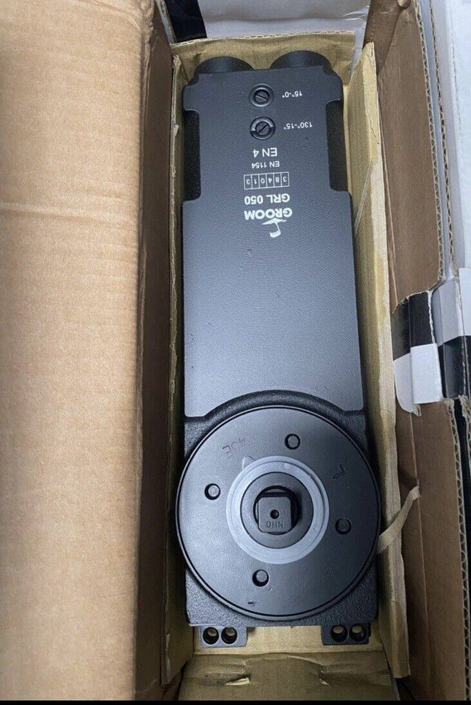 Groom GRL050 EN3 Transom Aluminium Door Closer 90 hold open FREE DELIVERY