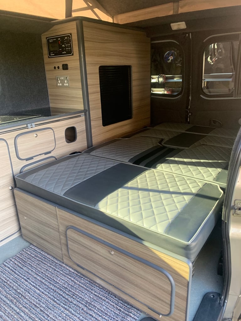 Vauxhall, VIVARO, 2013, 1995 (cc) FULLY CONVERTED CAMPERVAN 