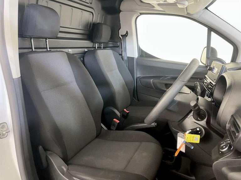 2020 Vauxhall Combo 2300 1.5 Turbo D 100ps H1 Sportive Van PANEL VAN DIESEL Manual