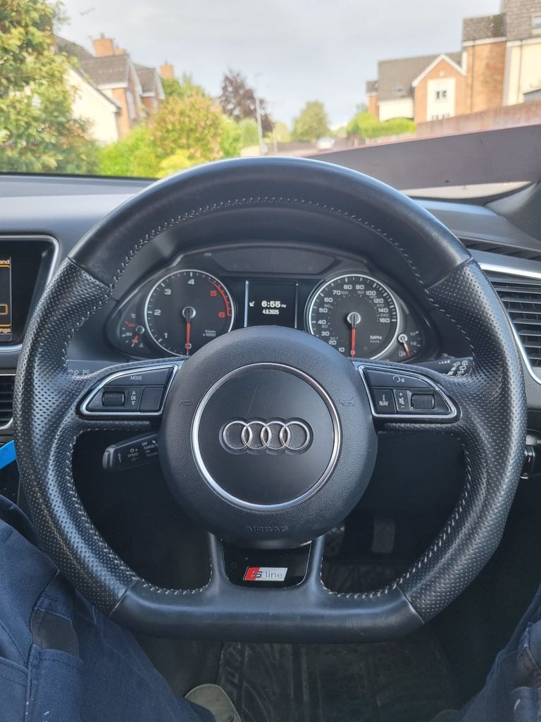 Audi Q5 2014 sline black edition Manual