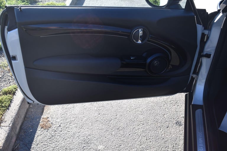 2022 MINI Hatch 135kW Cooper S Level 3 33kWh 3dr Auto HATCHBACK ELECTRIC Automatic