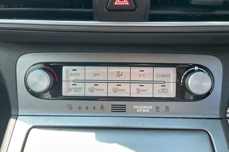 2021 Hyundai KONA 39kWh SE SUV 5dr Electric Auto (10.5kW Charger) (136 ps) SUV Electric Automatic