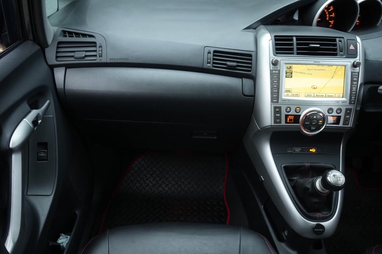  Toyota Verso 2.0 D-4D T Spirit Euro 5 5dr Diesel Manual