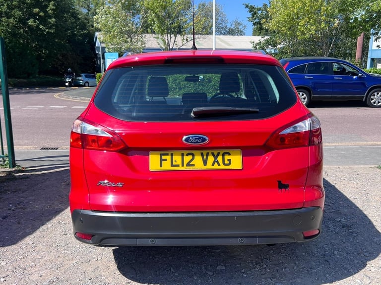2012 Ford Focus 1.6 125 Zetec 5dr Powershift ESTATE Petrol Automatic