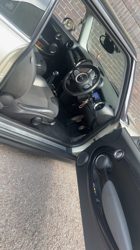 Mini, HATCHBACK, Hatchback, 2006, Manual, 1598 (cc), 3 doors