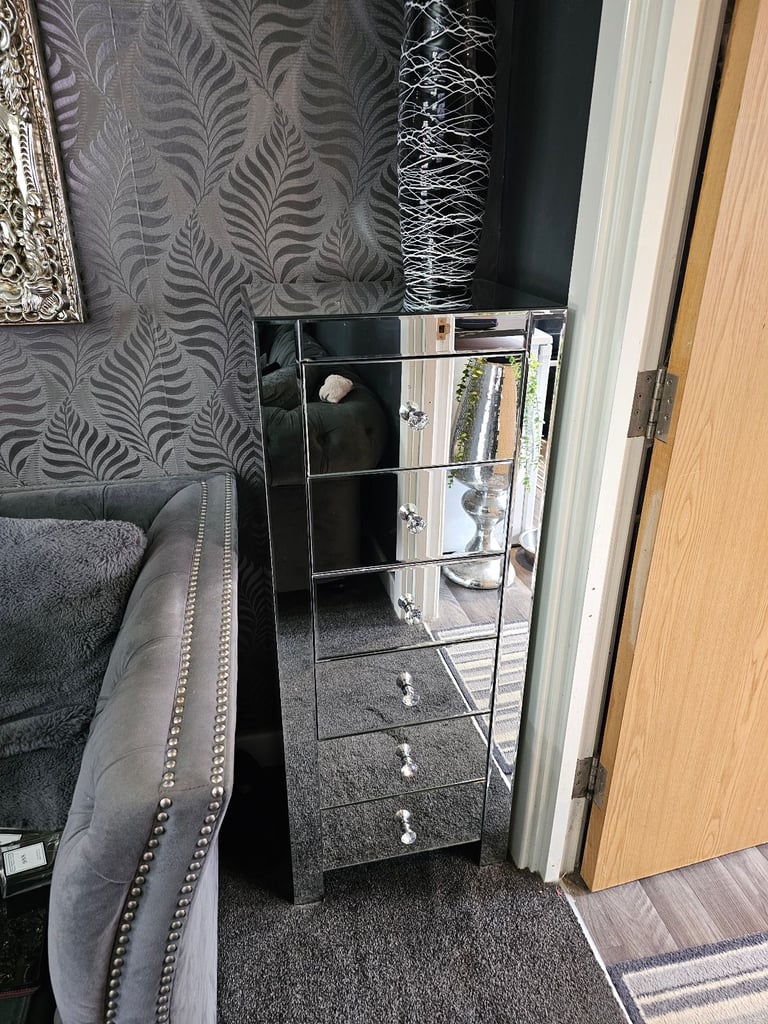 image for LOVELY TALL MIRRORED CHEST OF DRAWS