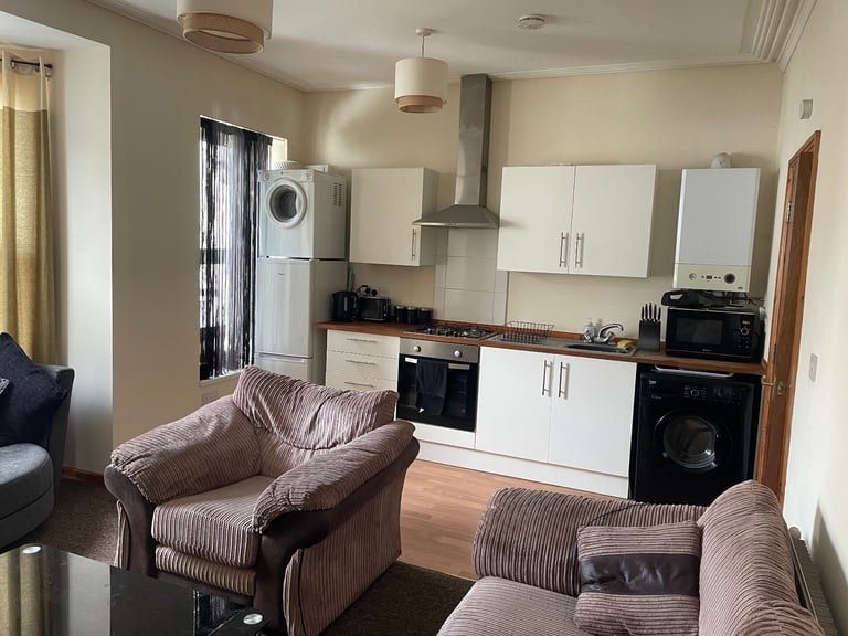 2 Bedroom Flat to Rent - Plymouth 
