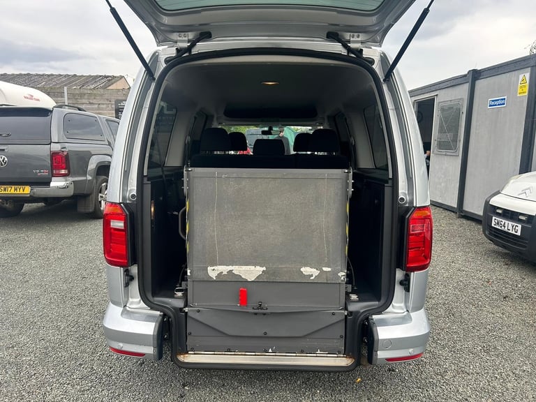 2018 Volkswagen Caddy Maxi Life 2.0 TDI 5dr MPV Diesel Manual