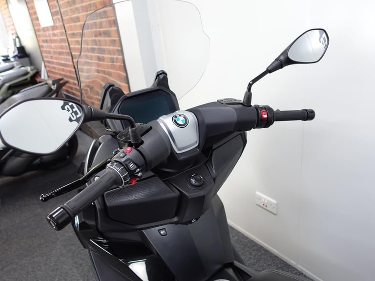 BMW C 400 GT Triple Black. 2023/73. Low Miles. TFT. Lovely Example