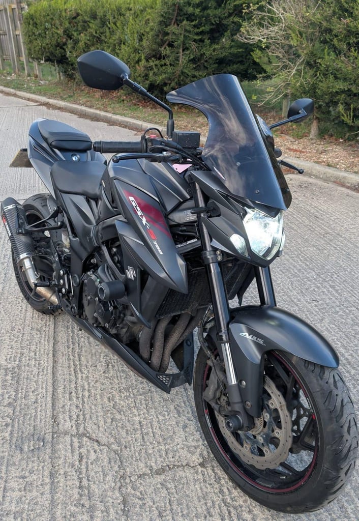 2017 17 SUZUKI GSXS 750 Z AL7 PHANTOM ABS BLACK GSXS750 NAKED ROADSTER GSX S750
