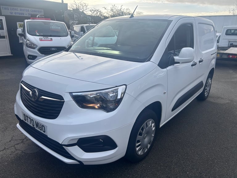2021 Vauxhall Combo 2300 1.5 Turbo D 100ps H1 Sportive Van PANEL VAN Diesel Manual