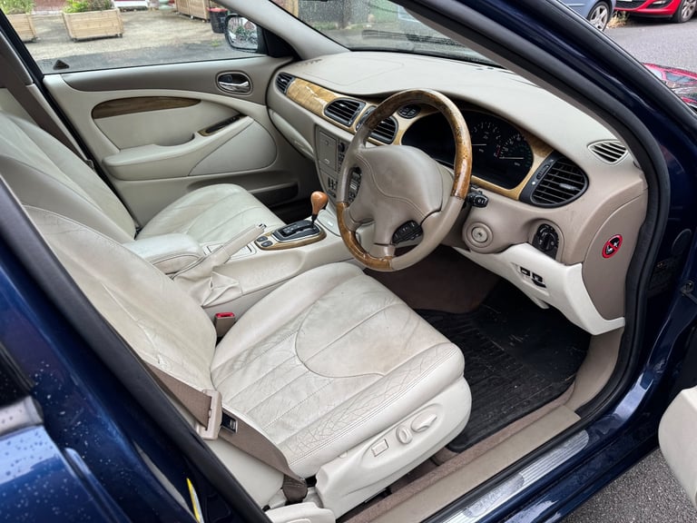 Jaguar S-Type 4.0 v8